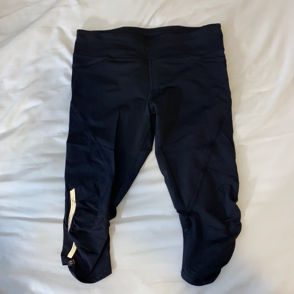 Lululemon roushed crop leggings